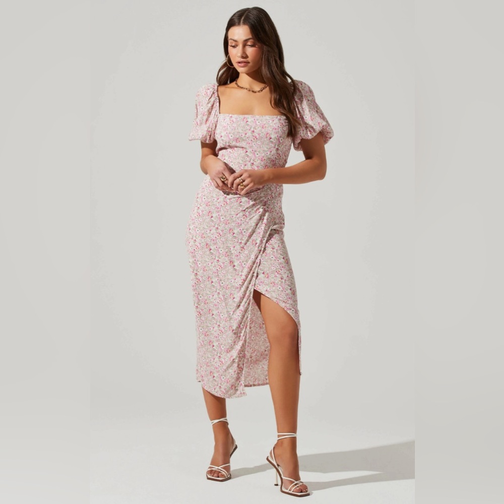 Astr The Label Puff Sleeve Front Slit Midi Dress in Pink Multi Ditsy
